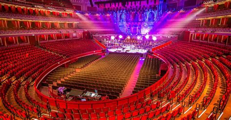 Royal Albert Hall Bir Müziksever İçin Mutluluk Cennetine Yolculuk mu?