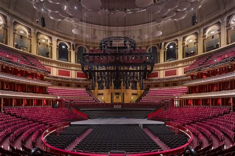  Royal Albert Hall, İkonik Bir Konser Salonu ve Victoria Çağı Mimarisinin Bir Şaheseri!